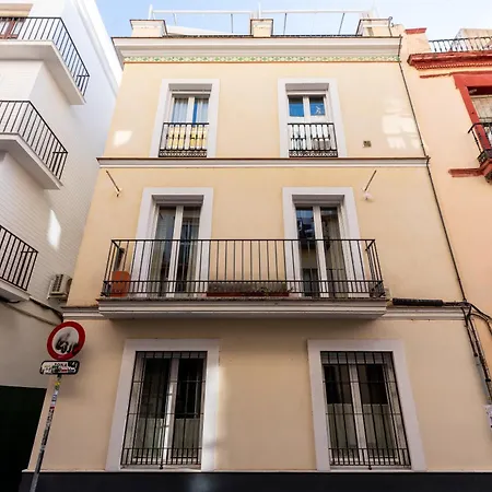 Veoapartment Alhondiga Atico Seville